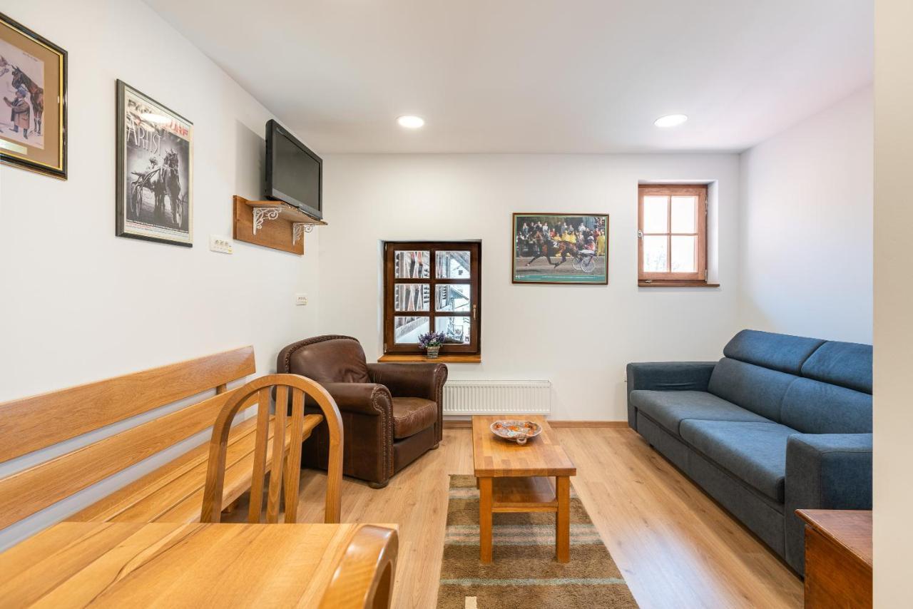 Apartment Zynga - Stud Farm Sentvid Pri Sticni Ngoại thất bức ảnh